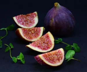 How much figs can you eat in a day