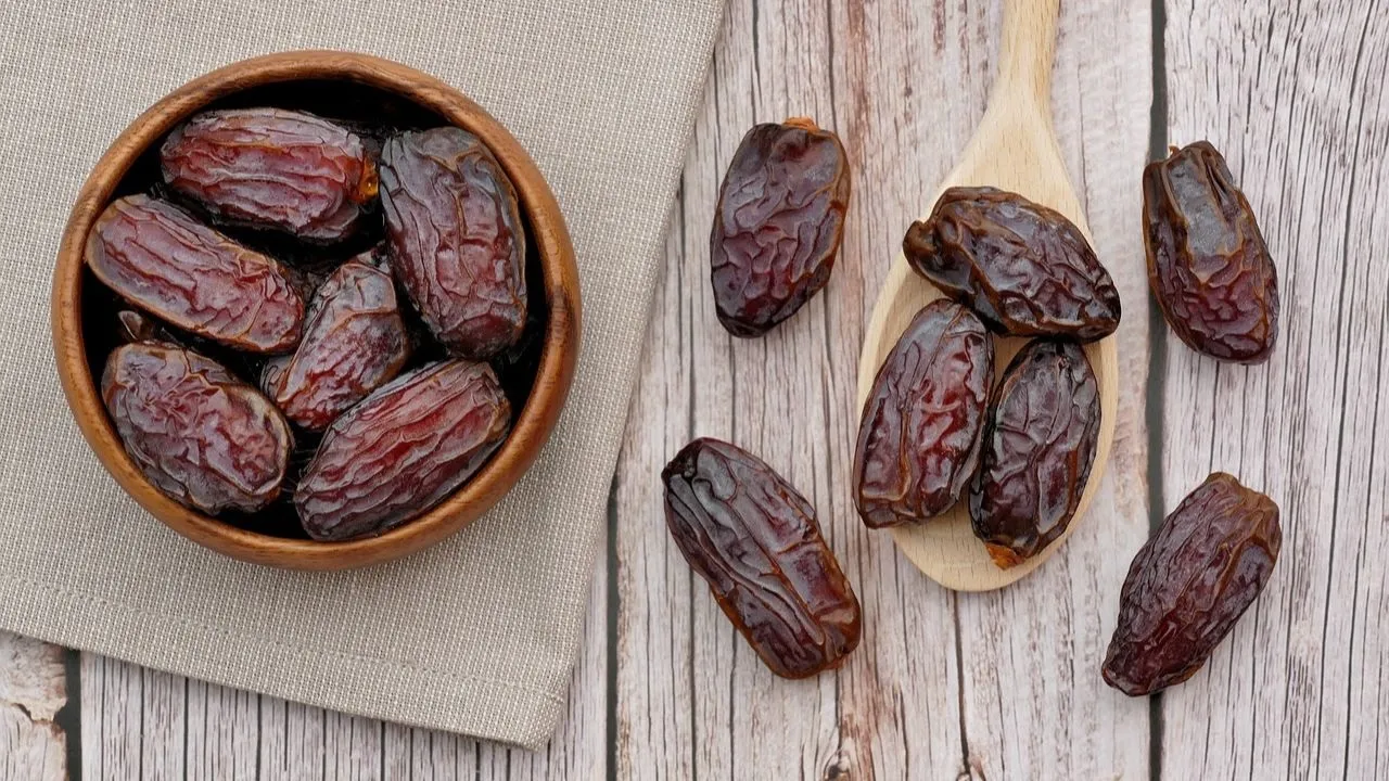 Benefits of Eating Dates Daily