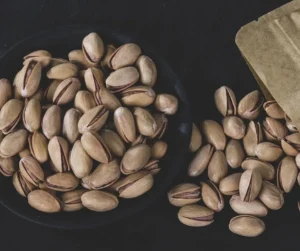Amazing Benefits of eating pistachios in winter